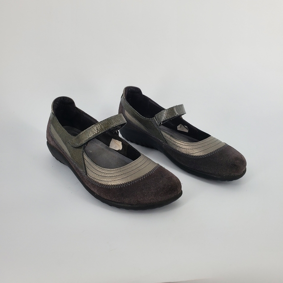 Naot Kirei - Women's Mary Jane Sterling/Gray Suede 39